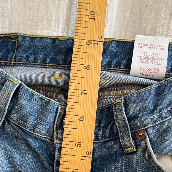 Lucky Brand Jeans - Lil Maggie Light Wash Low Rise Flare - 4/27 - Picture 9 of 11